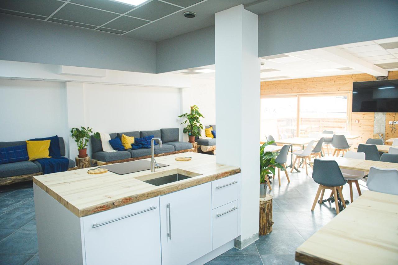 Bodygo Hostel Вальфрежюс Экстерьер фото